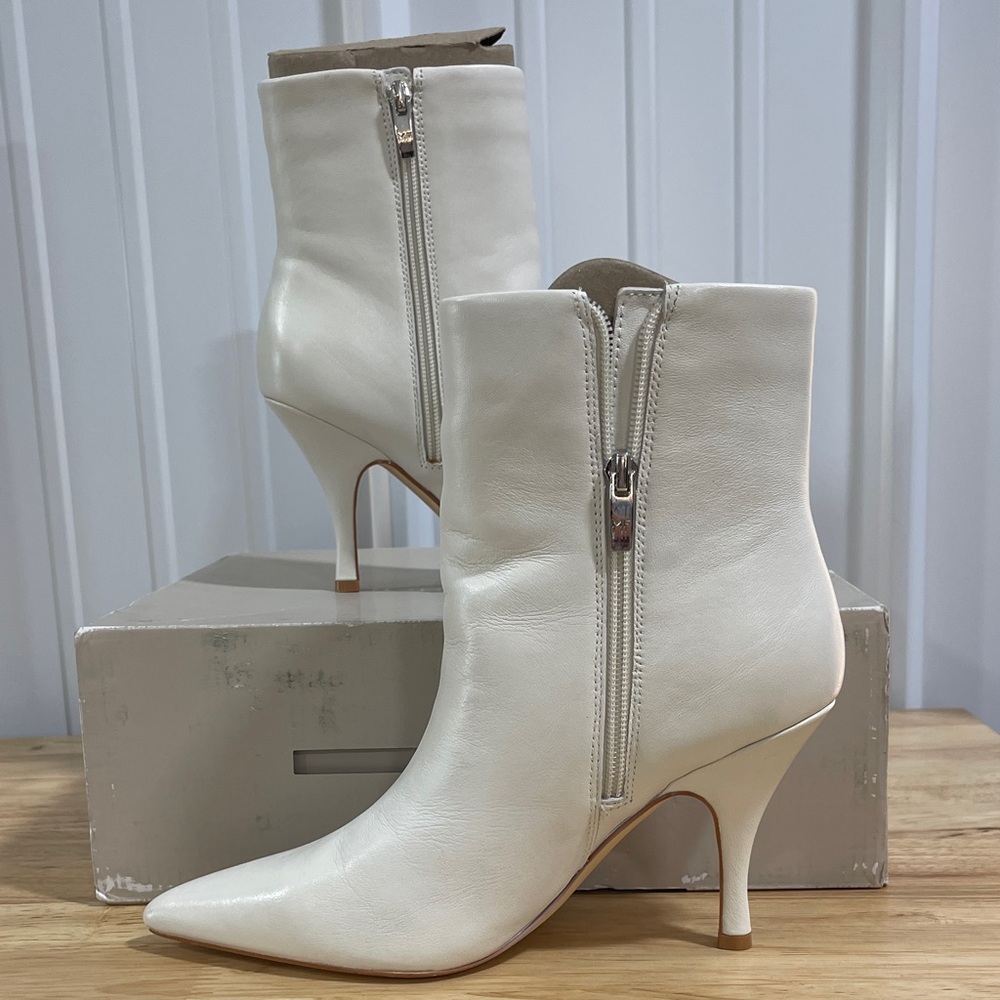 Marc Fisher Elegant White Heeled Boots